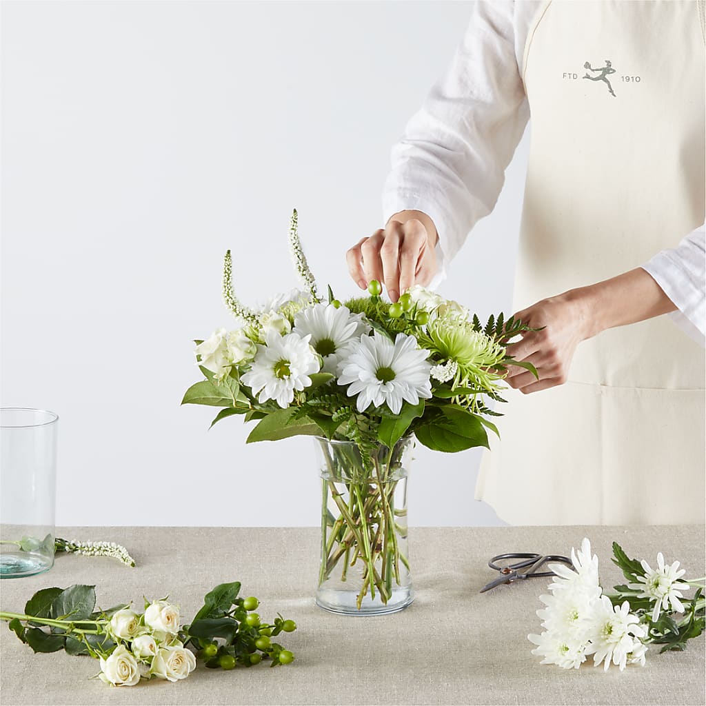 Irish Garden - A Florist Original –  Schnucks Florist And Gifts #162, Olivette MO